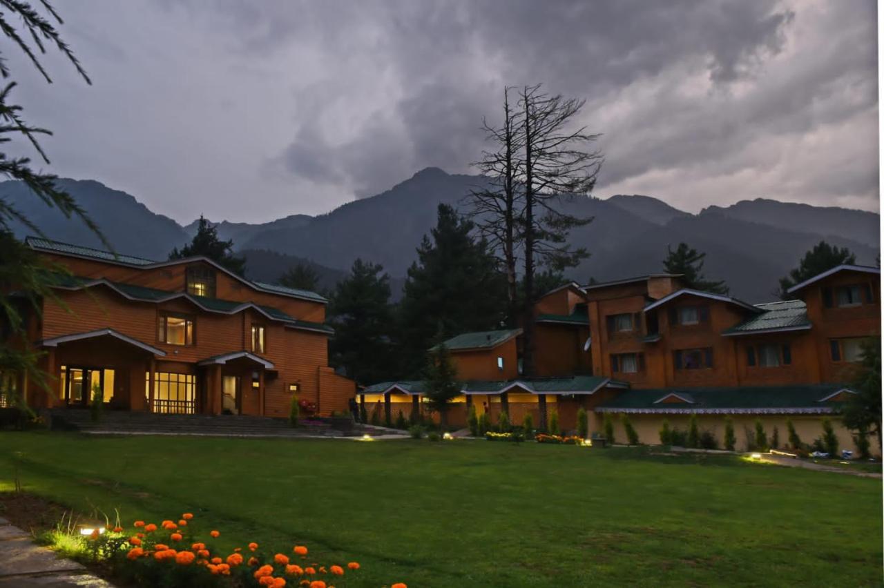 Radisson Golf Resort Pahalgām Kültér fotó