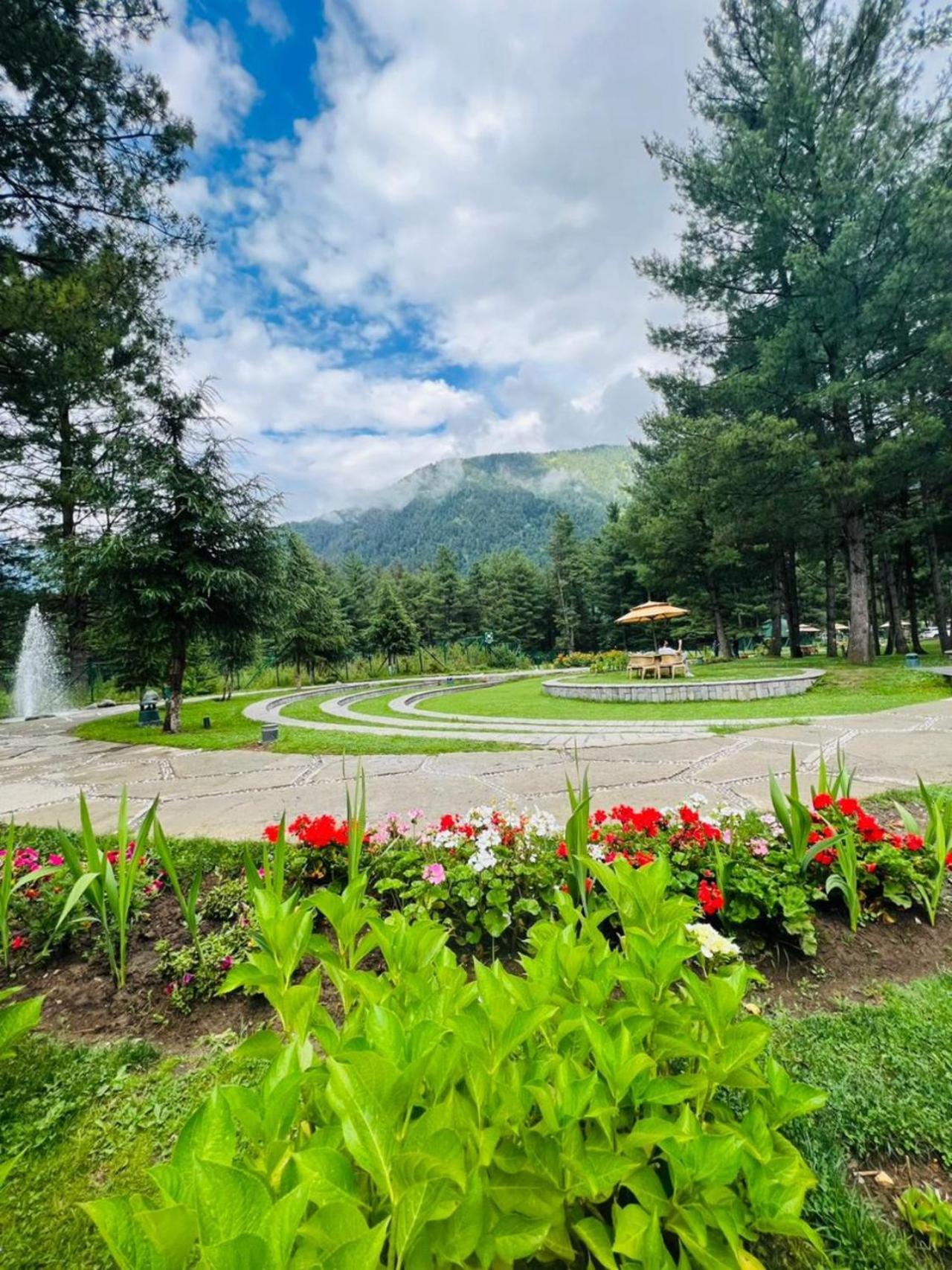 Radisson Golf Resort Pahalgām Kültér fotó
