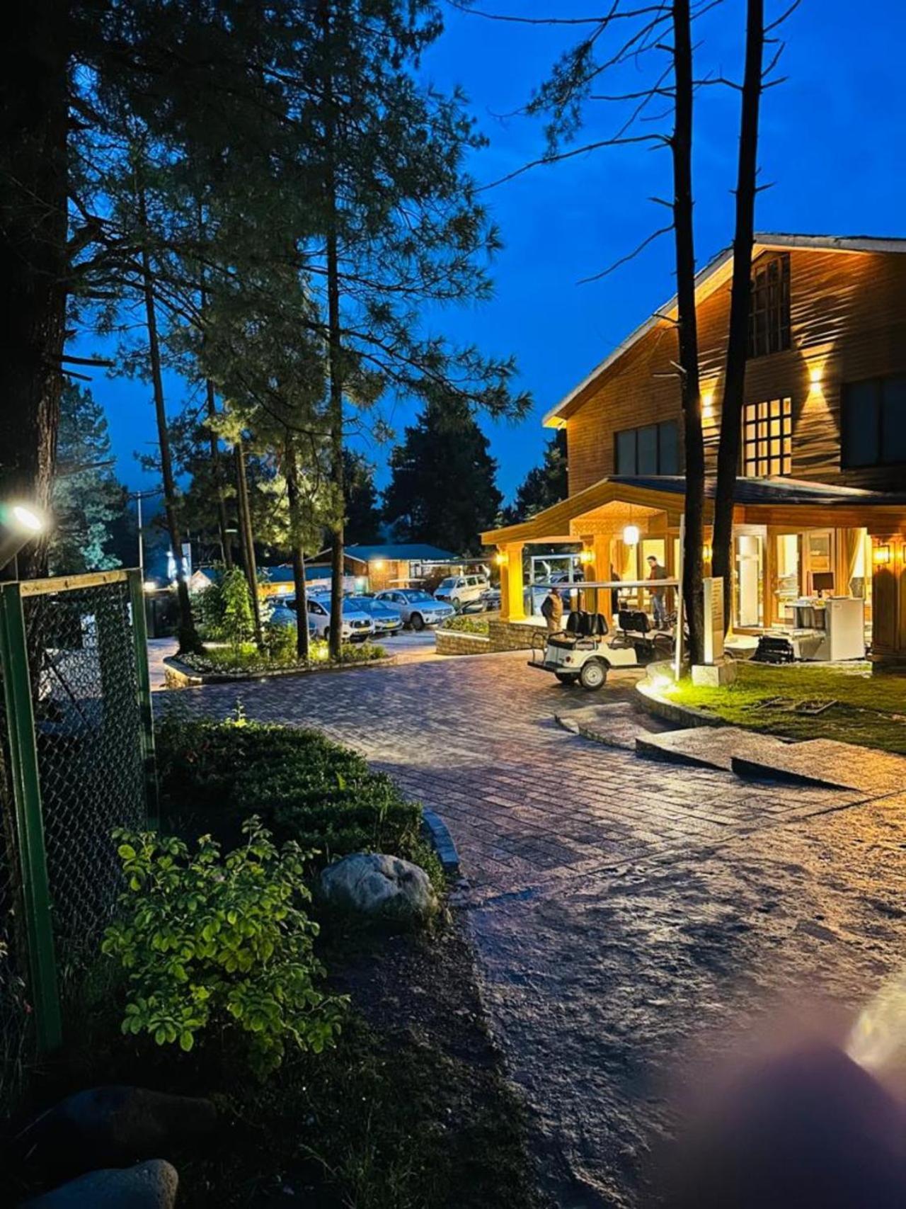 Radisson Golf Resort Pahalgām Kültér fotó