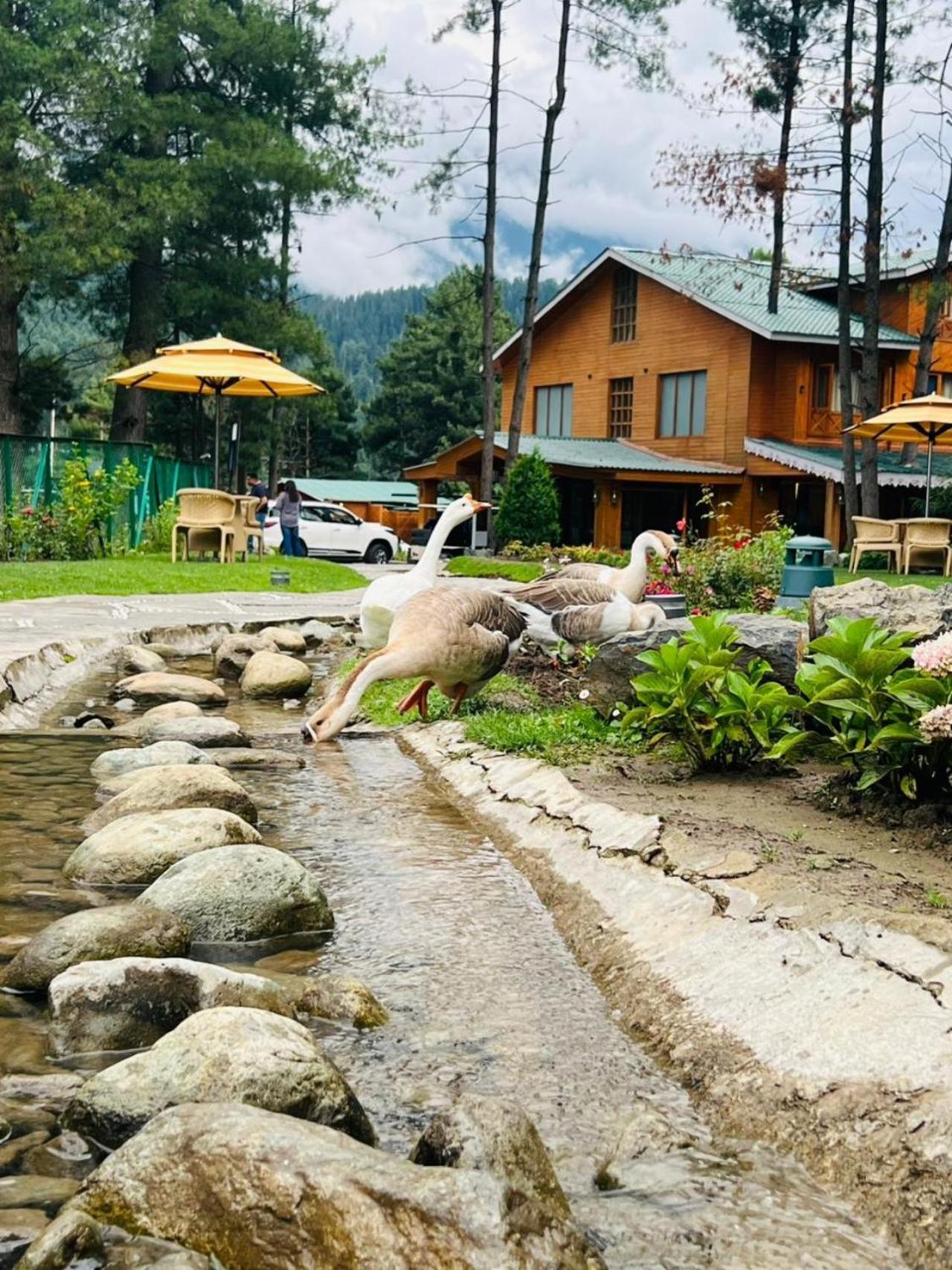 Radisson Golf Resort Pahalgām Kültér fotó